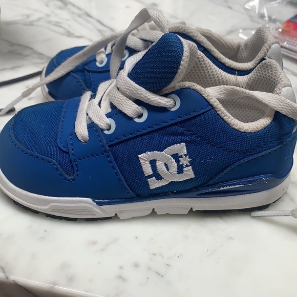 DC Shoes boys sneakers - Picture 2 of 5